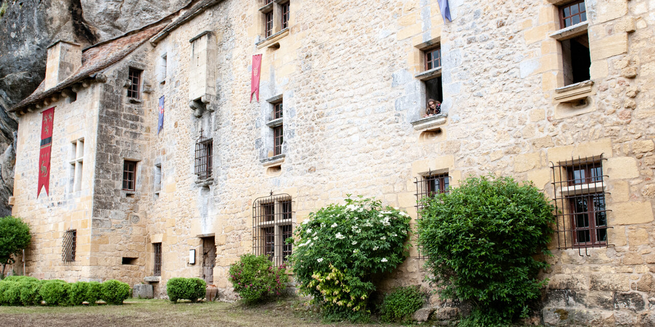 Visite de la Maison forte de Reignac