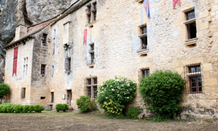 Visite de la Maison forte de Reignac