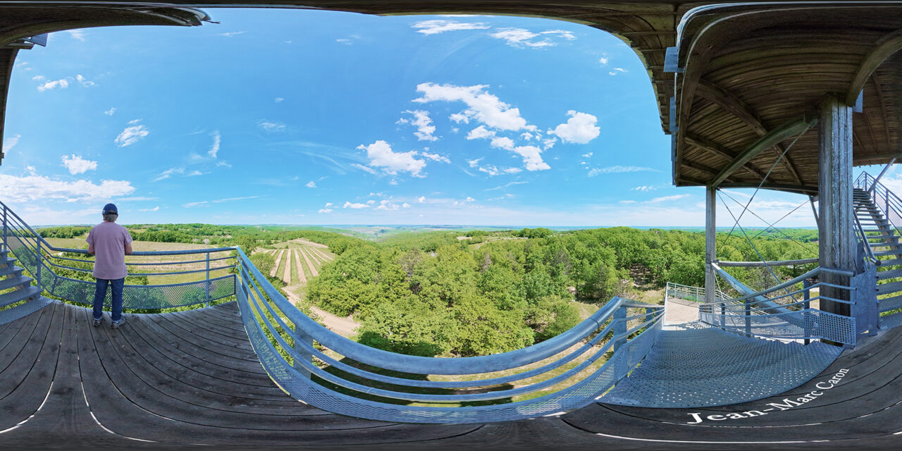 Visite de la tour panoramique de Moncalou